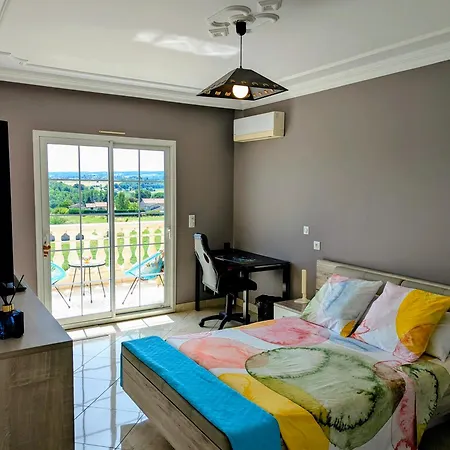 Jardhelena Bed & Breakfast *